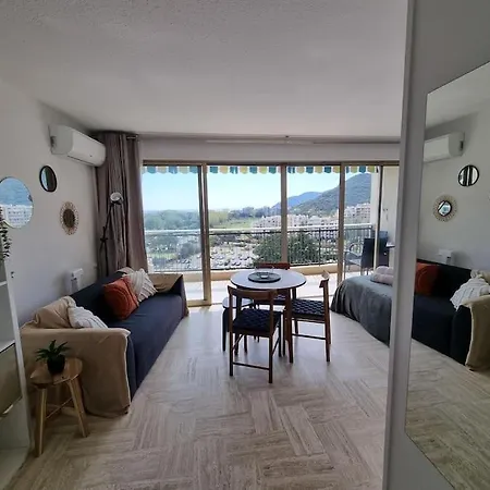Studio Cannes Marina -golf&plage Apartment *